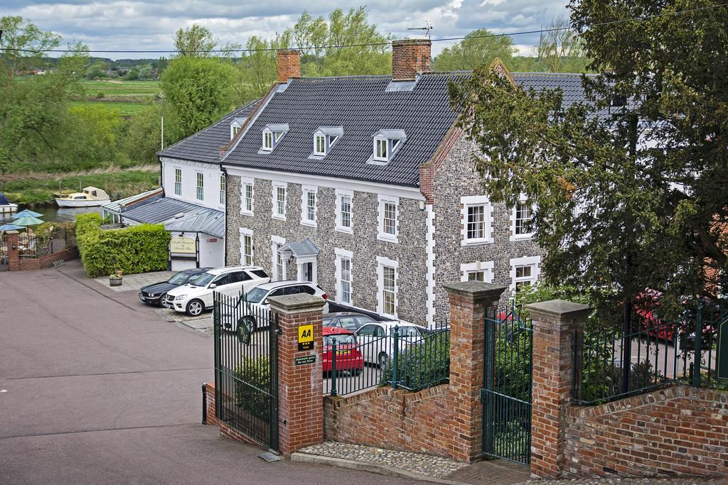 Waveney House Hotel Beccles Exterior foto