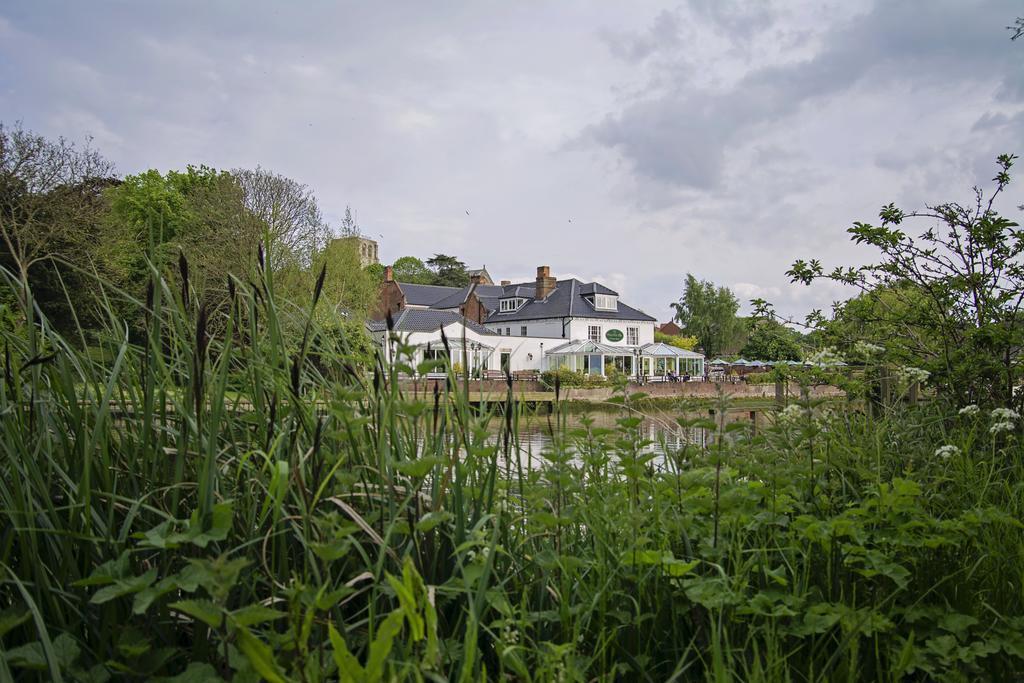 Waveney House Hotel Beccles Exterior foto